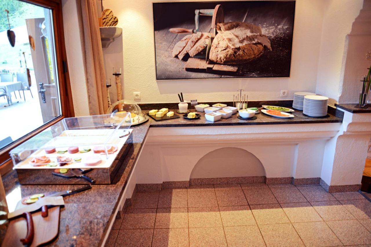 Haus Elisabeth Hotel Sankt Leonhard im Pitztal Ngoại thất bức ảnh