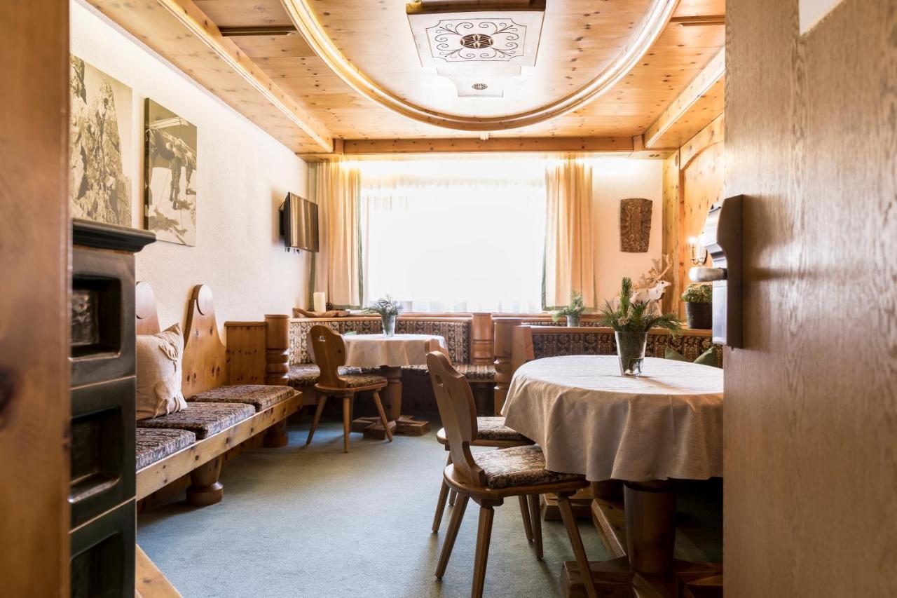 Haus Elisabeth Hotel Sankt Leonhard im Pitztal Ngoại thất bức ảnh